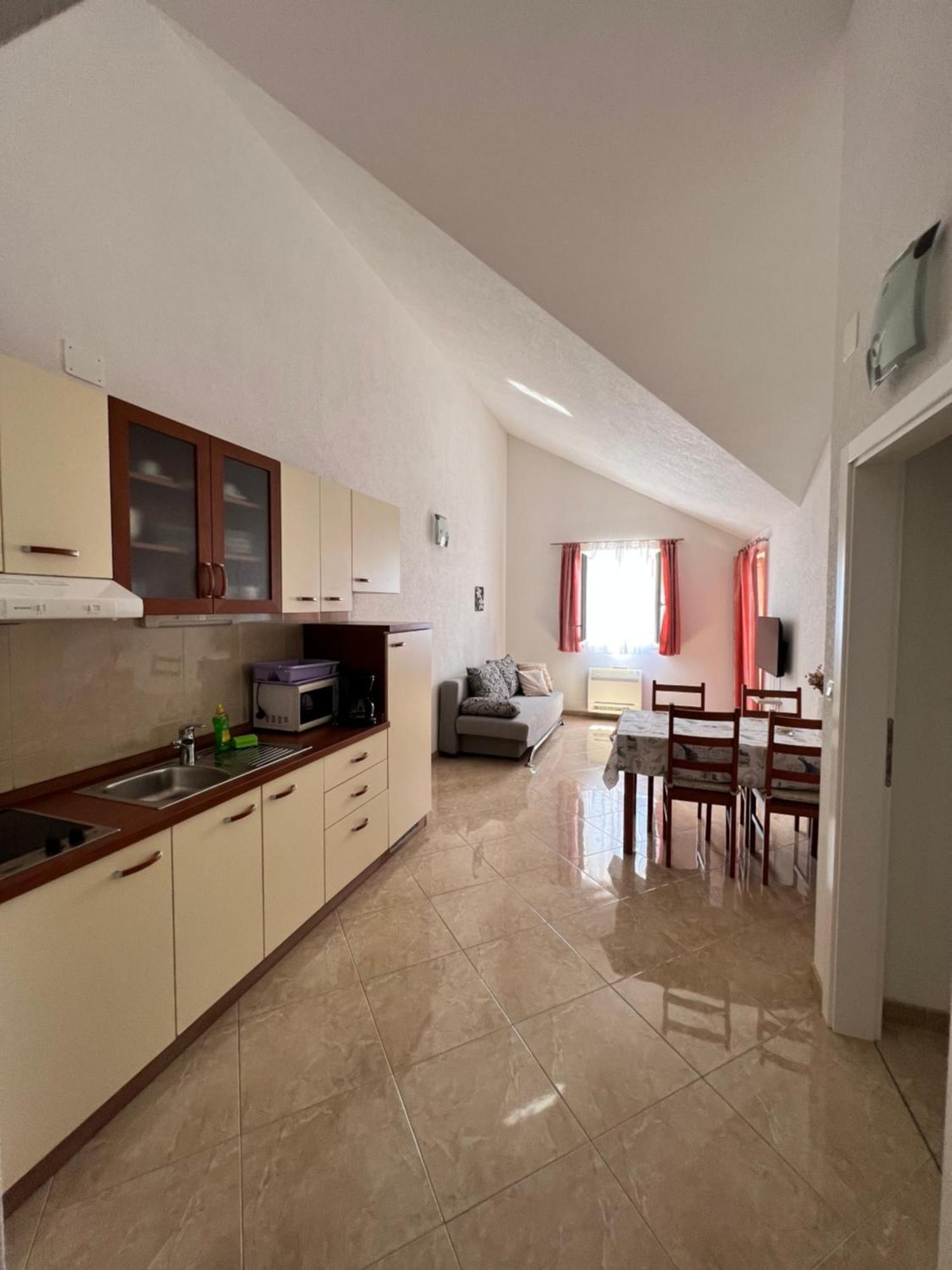 Villa Marina - Sea View Бол Экстерьер фото